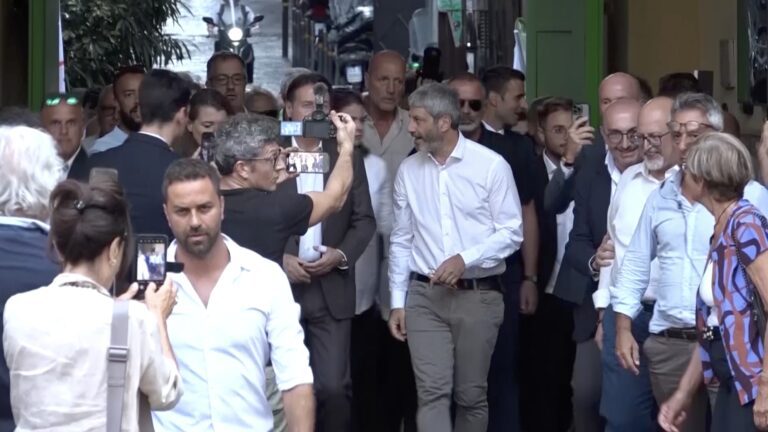 roberto fico piano giovani