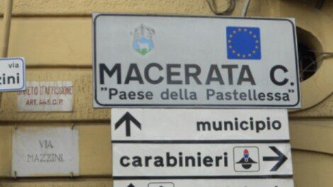 VIolenza 47 arrestato matrattamenti