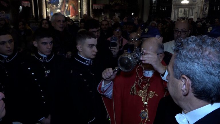 prodigio miracolo san gennaro sangue