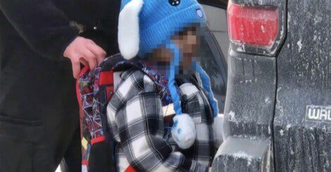 Bambino 5 anni arrestato USA minneapolis