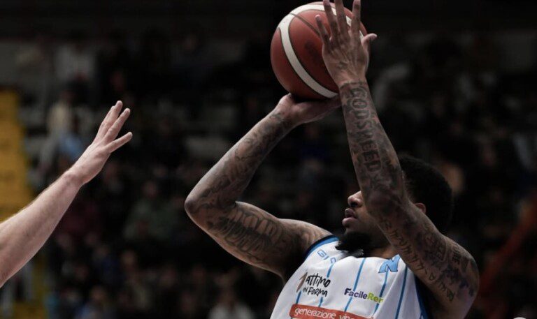 Basket Guerri Napoli Derthona