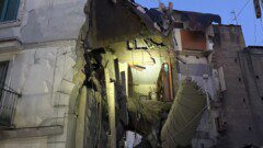 Casoria Crollo palazzo acqua