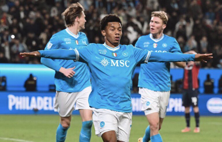 Napoli Neres Operazione Londra