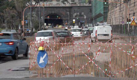 maltempo disagi via acton allagata