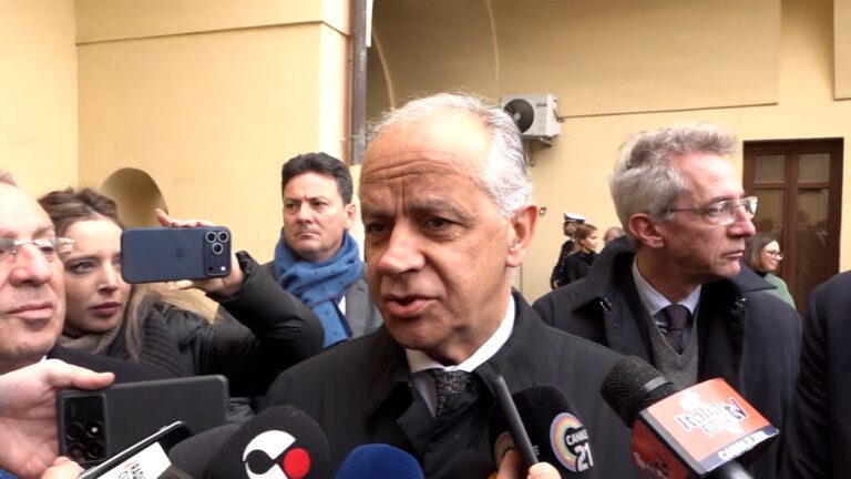 piantedosi caivano acca larenzia criminalità