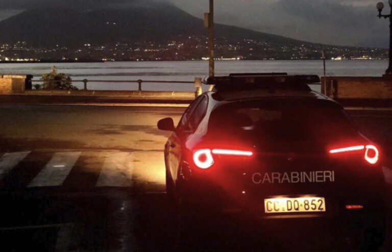 rapina accoltellato porto