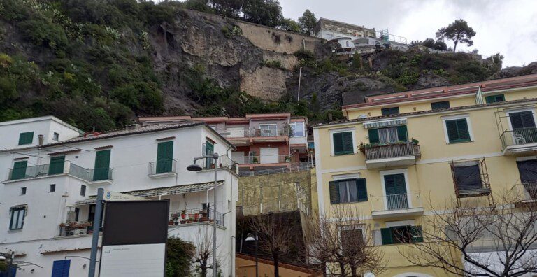 Maltempo Salerno rischio frane