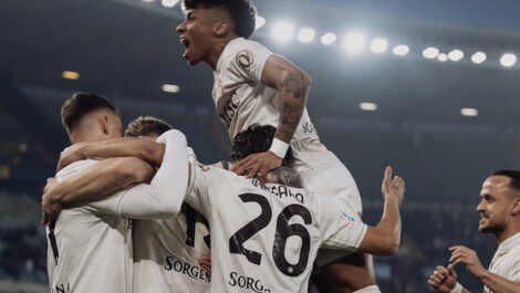 Napoli vince Lukaku decisivo