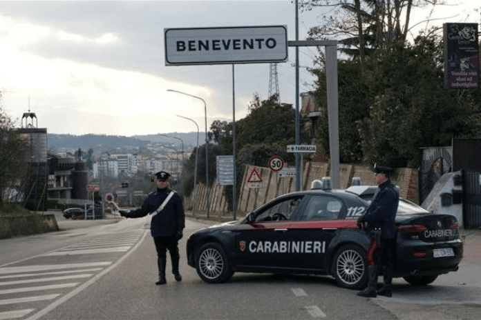 spara moglie arrestato benevento