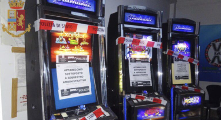 slot sequestrate polizia salerno