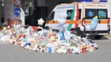 Domenico rubato peluche monaldi