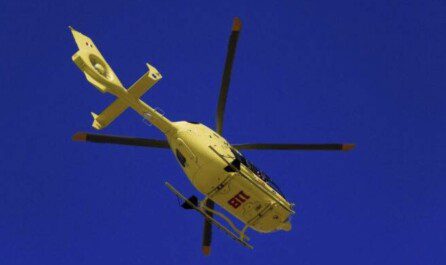 Professoressa accoltellata fuori scuola