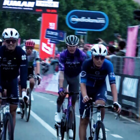 FOTO GIRO