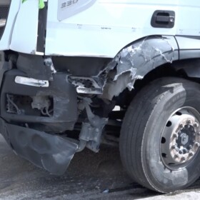 due incidenti marano via san rocco camion nettezza urbana