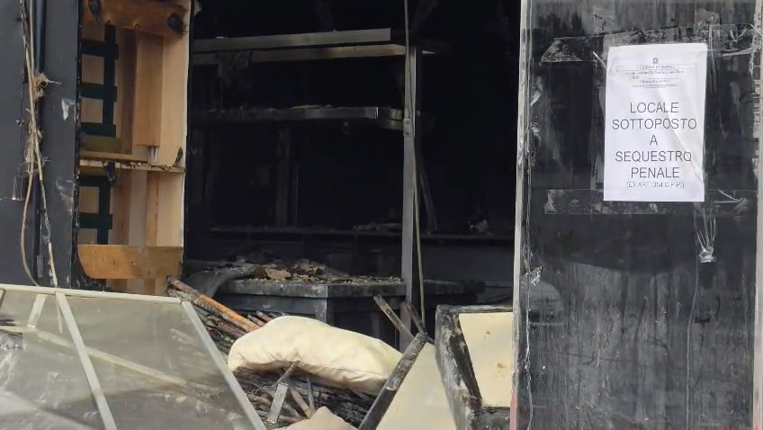 incendio san giovanni a teduccio bar vittoria